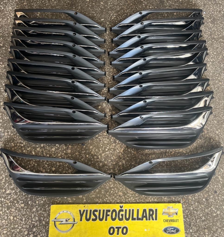İNSİGNİA B SİS KAPAK İZGARA PANJUR PANEL KAPUT FAR BRAKETİ