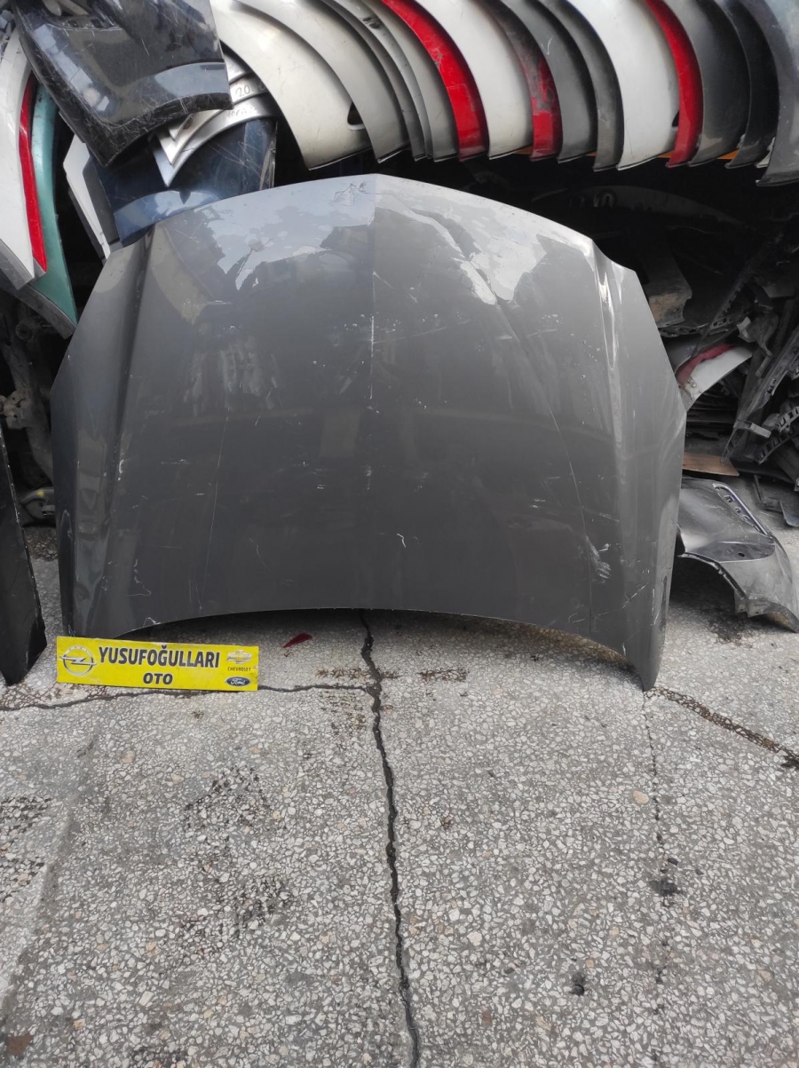 İNSİGNİA KAPUT TAMPON FAR STOP PANEL TRAVEST