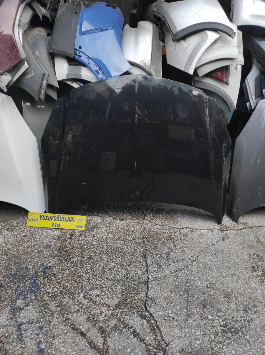 İNSİGNİA KAPUT TAMPON FAR STOP PANEL TRAVEST