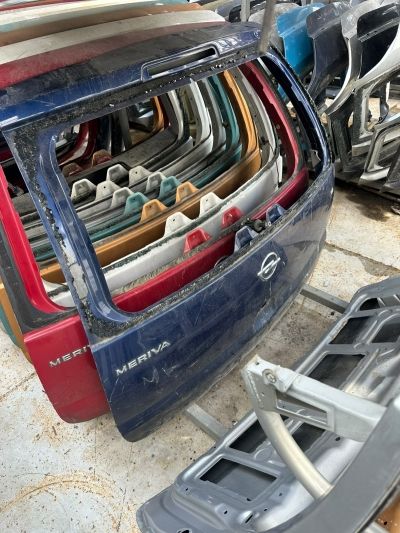 MERİVA BAGAJ KAPAK CAM KİLİT MOTOR FREN LAMBASI