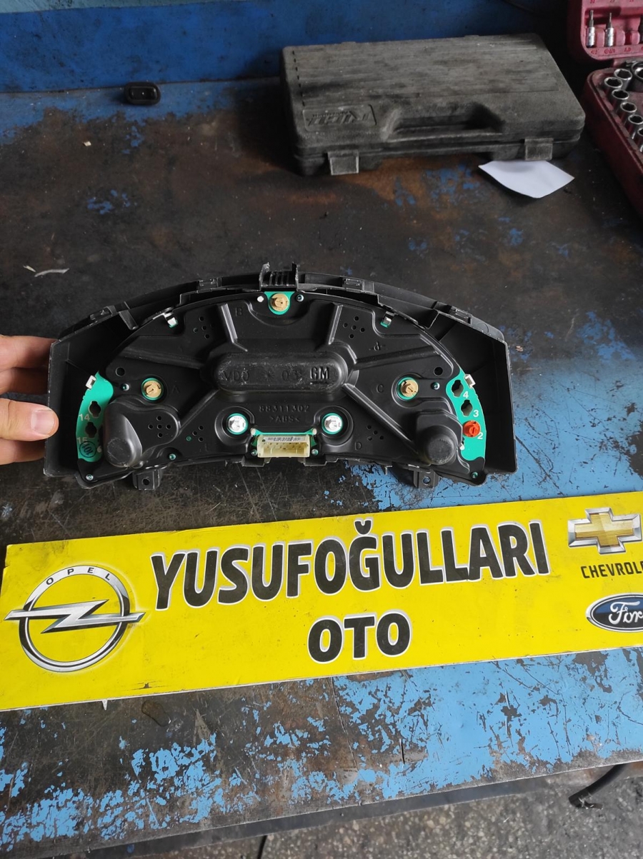 MERİVA OTOMATİK KM SAATİ EKRAN SAYAC
