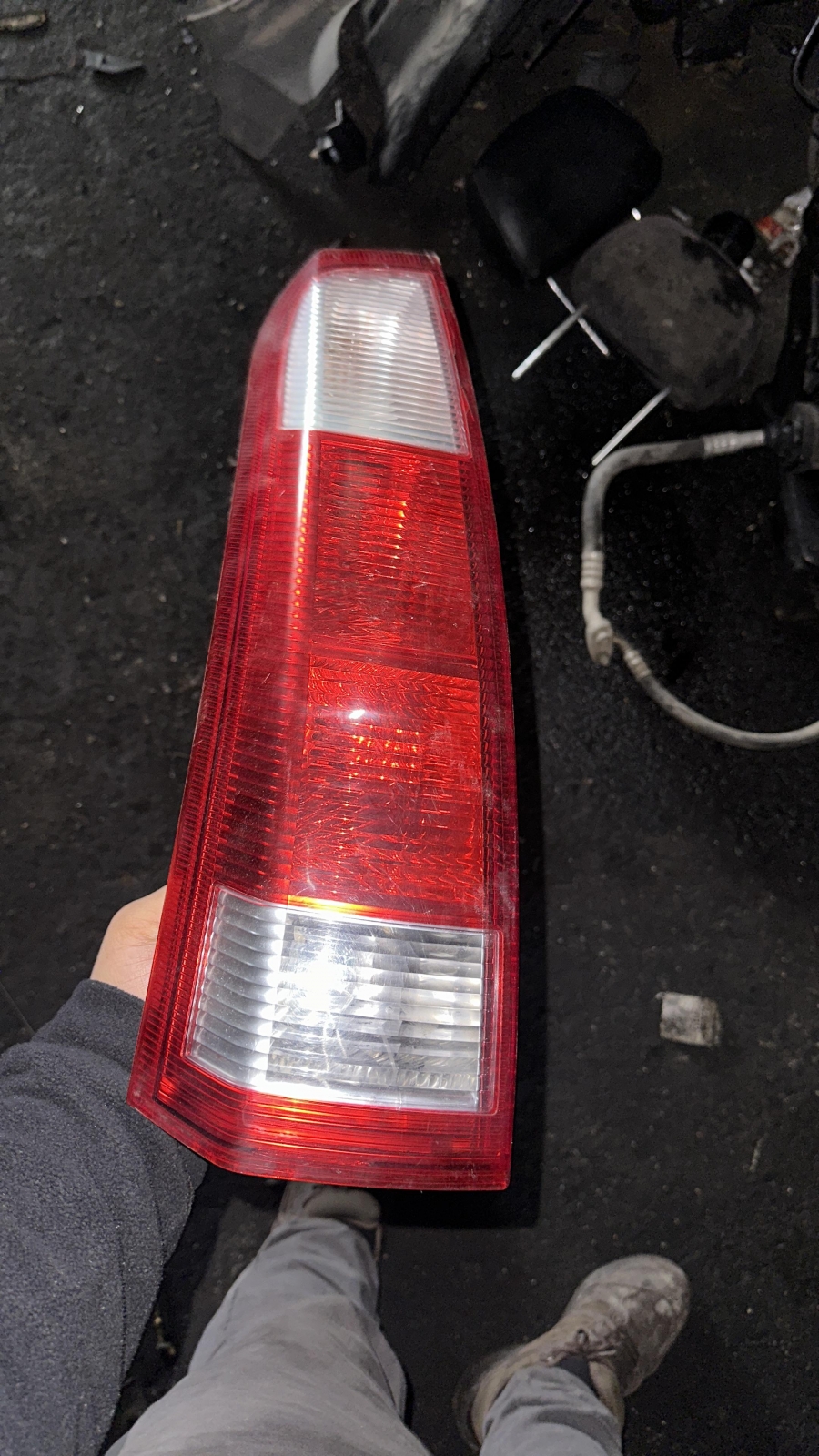 MERİVA STOP ALT PLASTİK KEDİ GÖZÜ REFLEKTÖR DUY