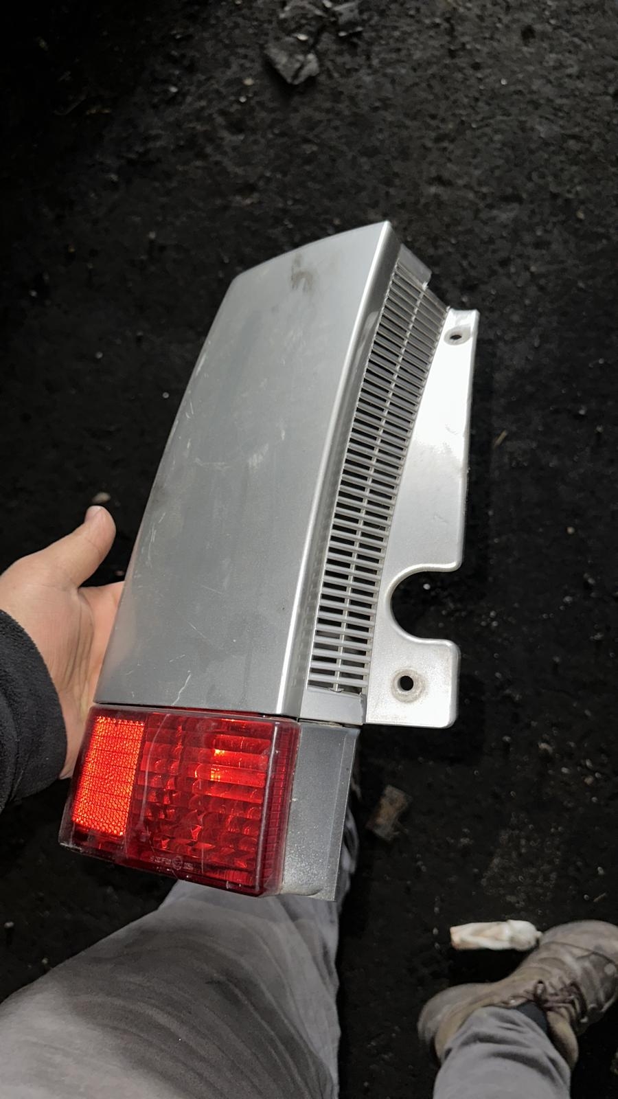 MERİVA STOP FAR KEDİ GÖZU REFLEKTÖR STOP PLASTİĞİ