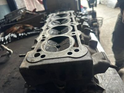 VECTRA A 156 SİLİNDİR KAPAK HATASİZ KIRMIZI DOCH MOTOR