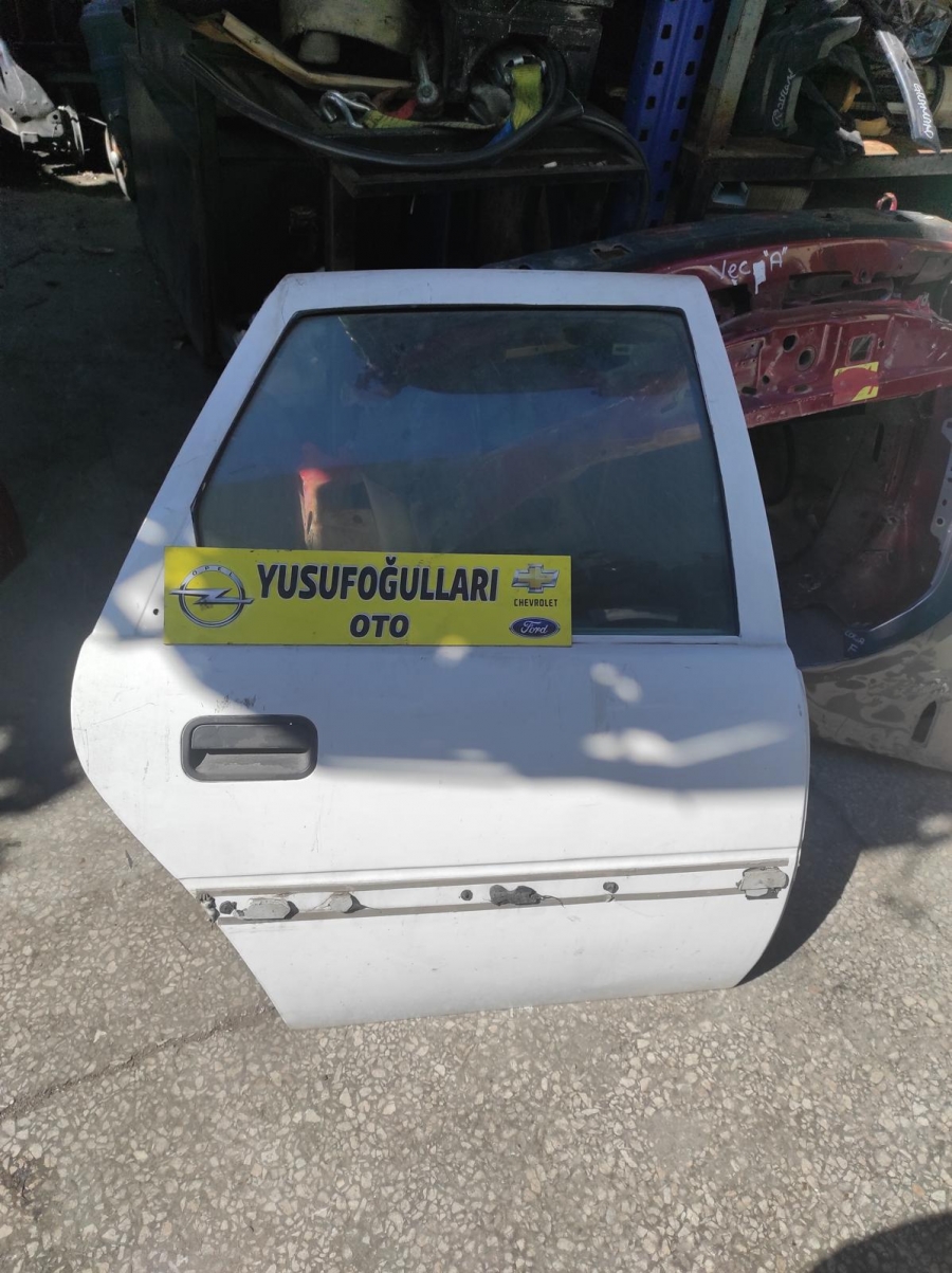 VECTRA A KAPİ CAM KİLİT ON ARKA