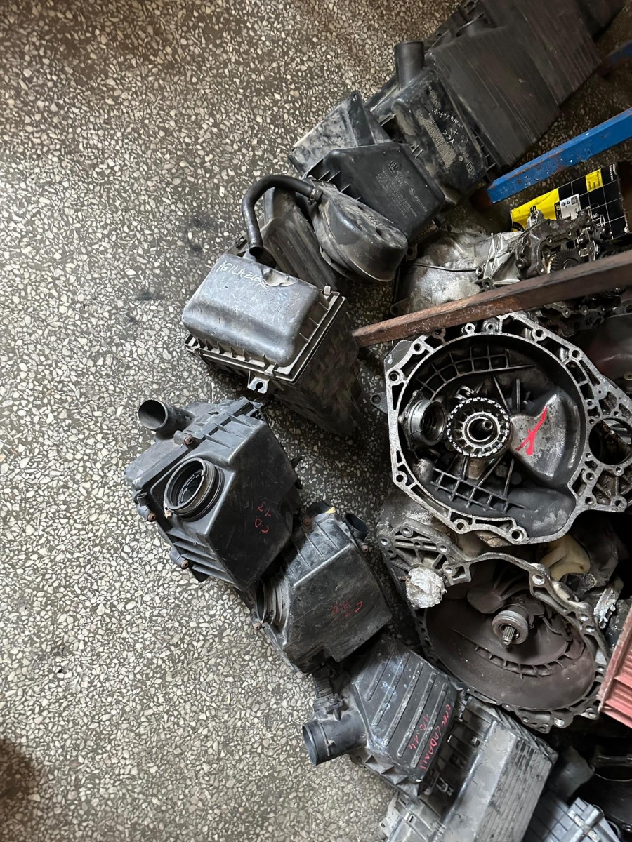 VECTRA ASTRA CORSA MERİVA AGİLA HAVA FİLTRE KUTUSU