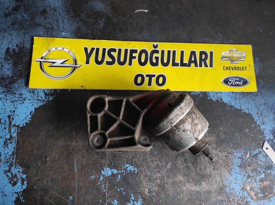 VECTRA B 1.6 MOTOR KULAĞI BRAKETİ TAKOZ