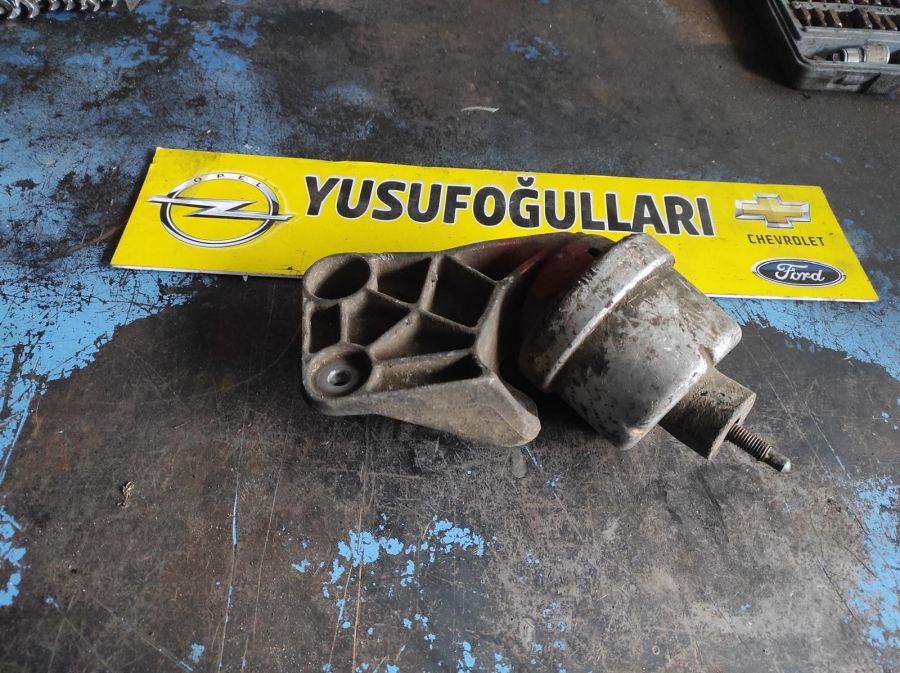 VECTRA B 1.6 MOTOR KULAĞI BRAKETİ TAKOZ