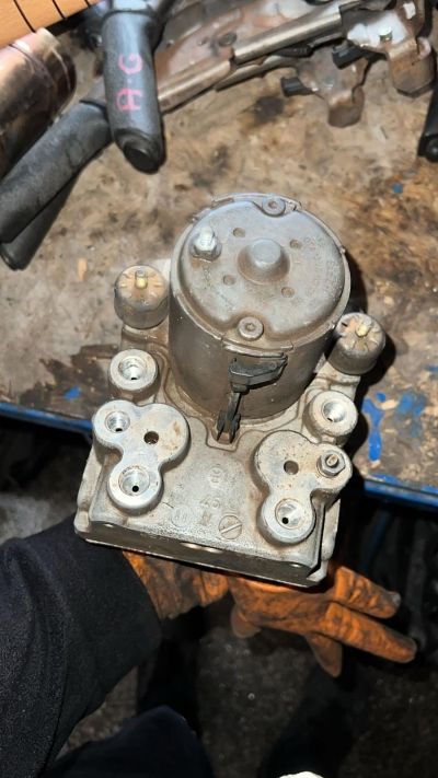 VECTRA B ABS BEYNİ BUYUK KAFA 97 MODEL 2.0 MOTOR