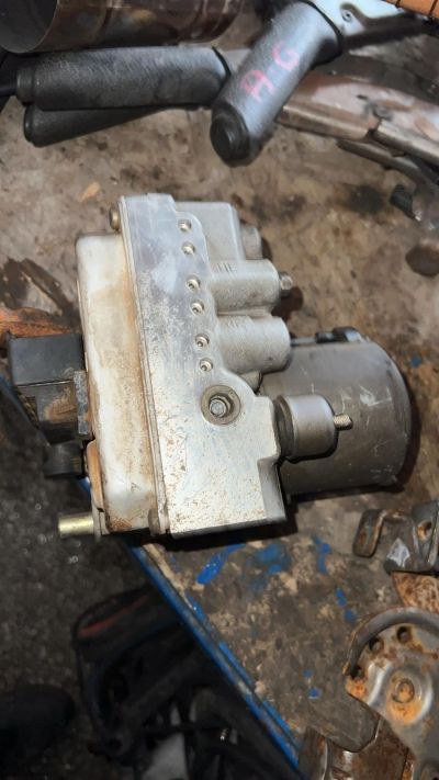 VECTRA B ABS BEYNİ BUYUK KAFA 97 MODEL 2.0 MOTOR