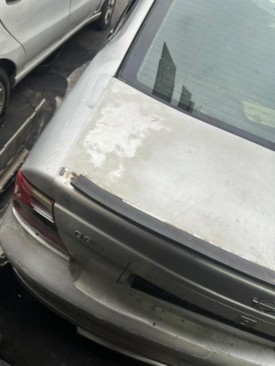 VECTRA B MAKYAJLİ BAGAJ TAMPON PLAKALİK KİLİT