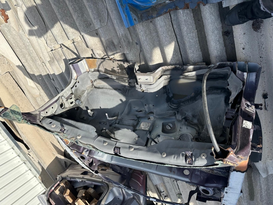 VECTRA B YARİM ON PANEL FAR YUVA SACİ SASE TAMPON FAR
