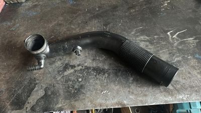 VECTRA C 1.6 GAZ KELEBEK BORUSU HAVA FİLTRE BORUSU