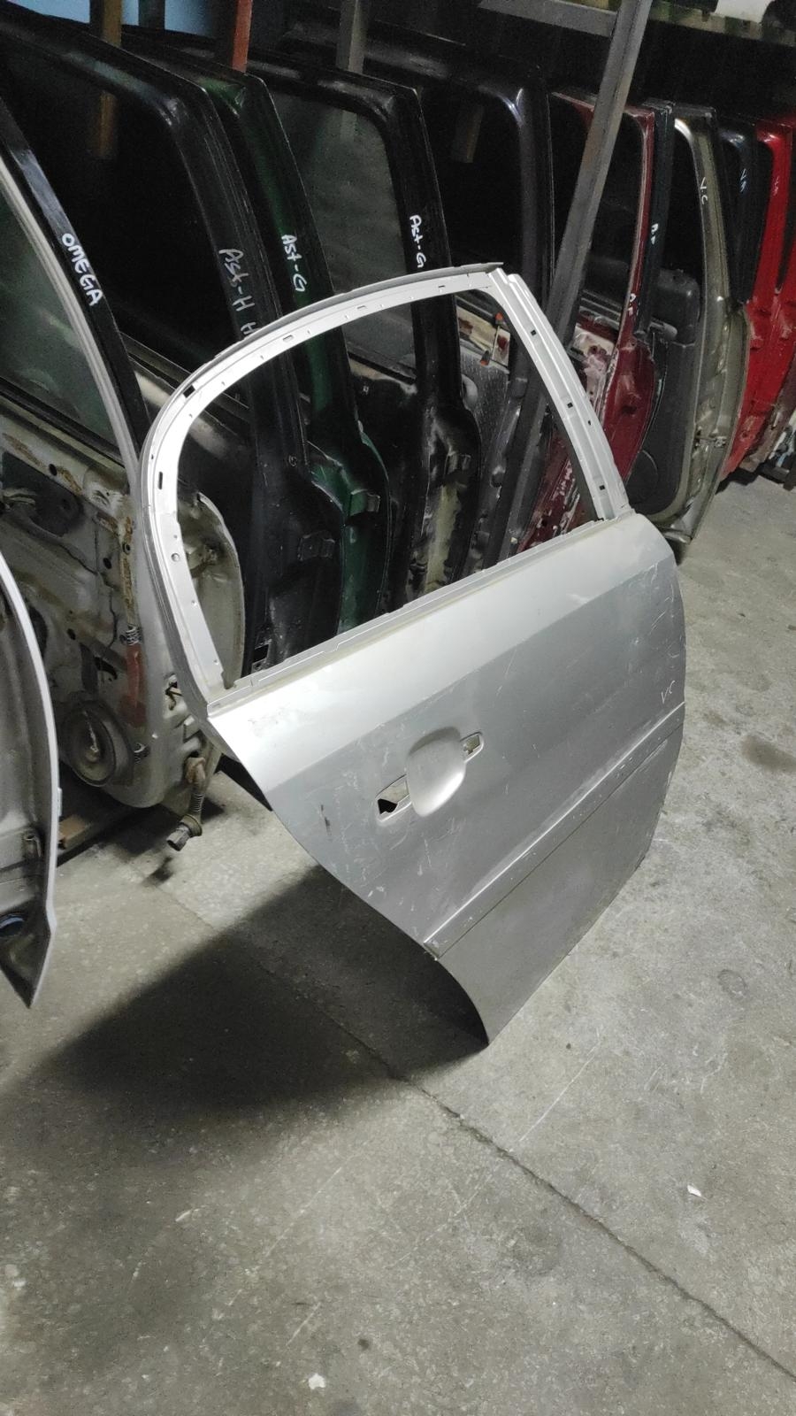 VECTRA C YARİM ARKA PANEL CAMURLUK TAMPON DEMİR