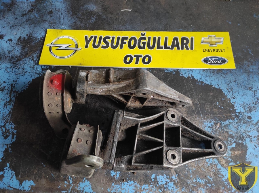 VECTRA SAG MOTOR KULAGİ BRAKETİ ASTRA MOTOR KULAK CORSA MOTOR KULAK BRAKET AYAK