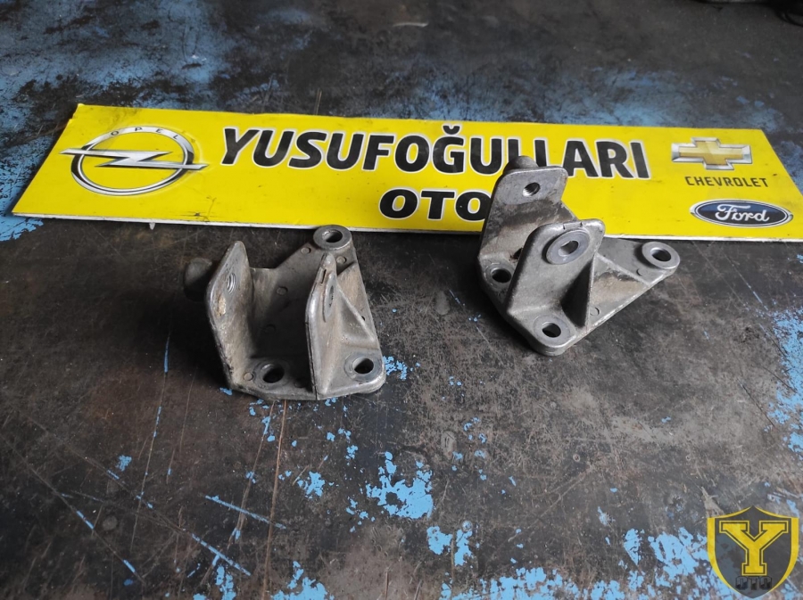 VECTRA SAG MOTOR KULAGİ BRAKETİ ASTRA MOTOR KULAK CORSA MOTOR KULAK BRAKET AYAK